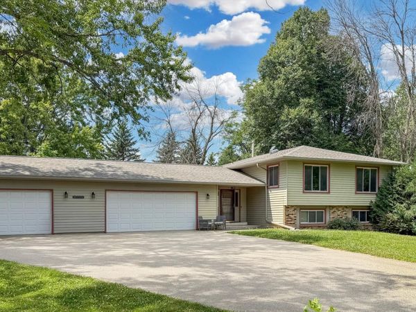 9180 Edgebrook Drive, Northfield, MN 55057