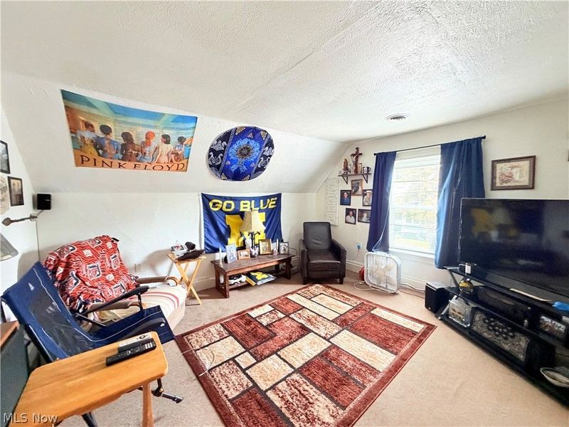 678 Thomas Street, Toledo, OH 43609 Photo 7