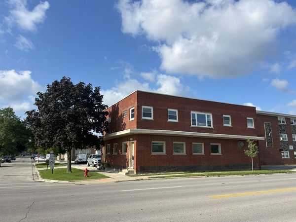 8318 47th Street , Lyons, IL 60534