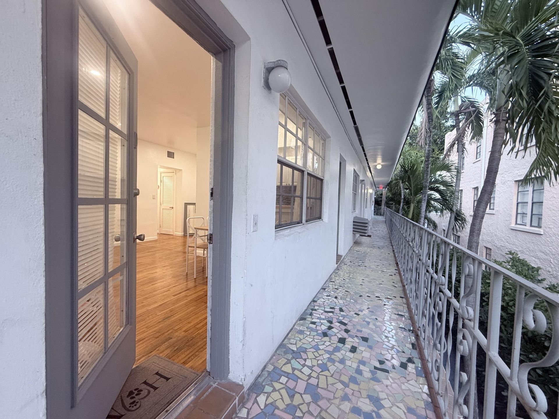 1551 Michigan Avenue, Unit 10, Miami Beach, FL 33139 Photo