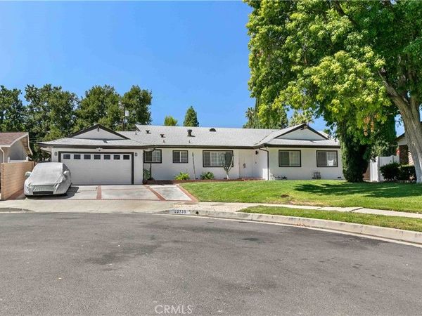 22737 Rodax, West Hills, CA 91304