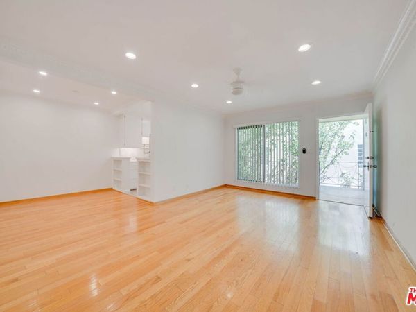 1037 11th Street, Unit 6, Santa Monica, CA 90403