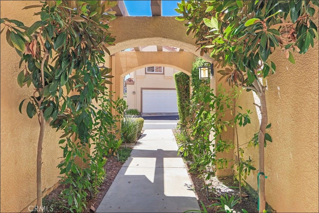 27 Via Bacchus, Aliso Viejo, CA 92656 Main Photo