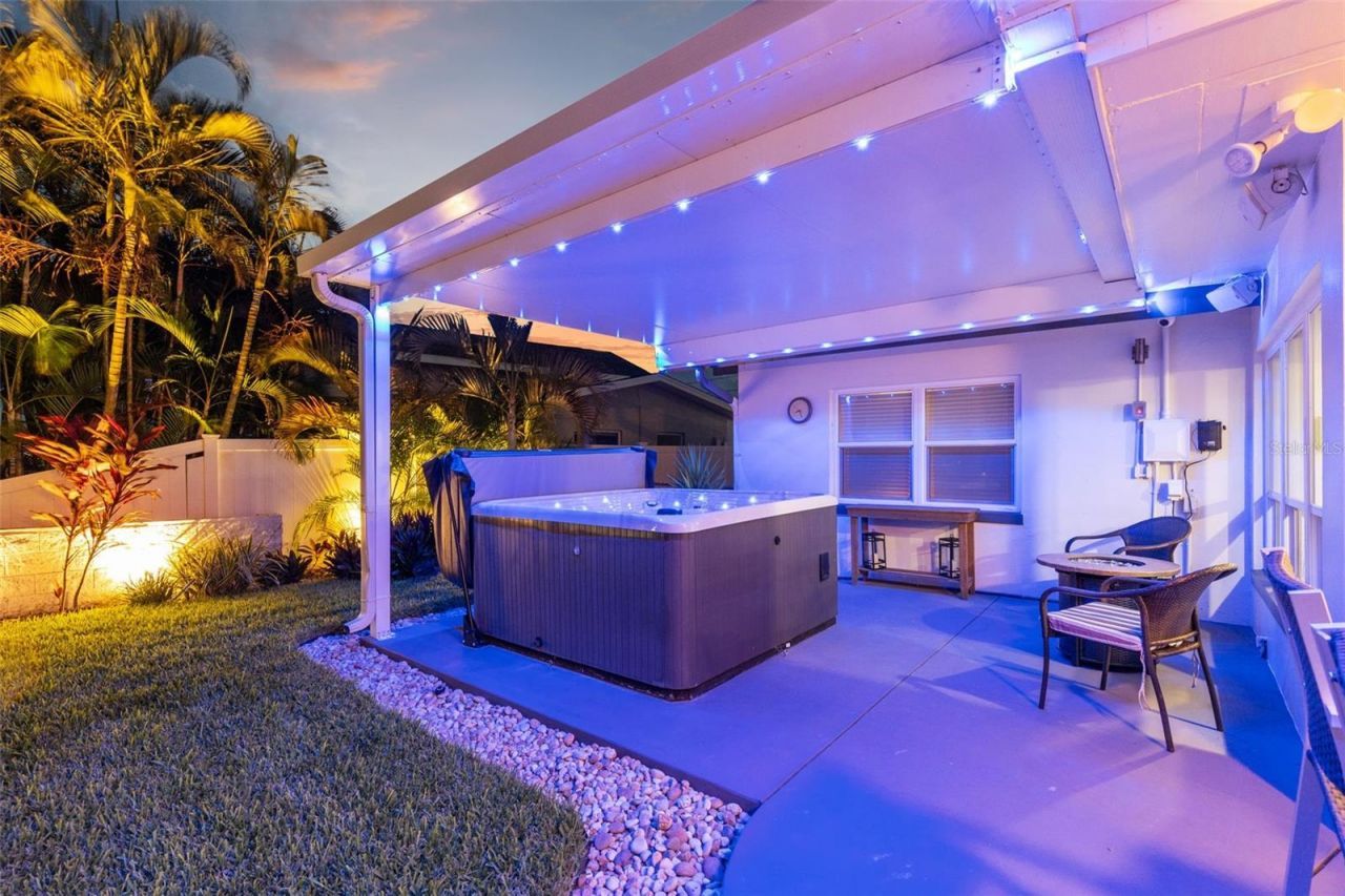 7008 S Shore Drive S, South Pasadena, FL 33707 Photo