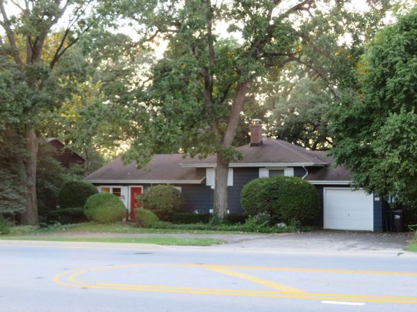 58 E Terra Cotta Avenue , Crystal Lake, IL 60014