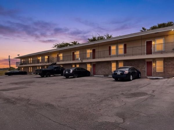 400 Raymond Street, Unit 23, Farmersville, TX 75442