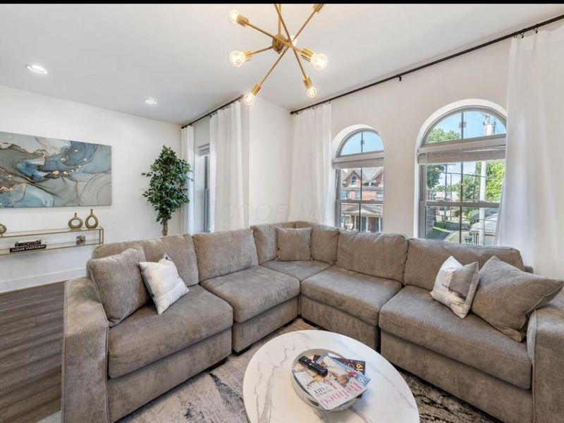 300 Wilson Avenue, Unit 298, Columbus, OH 43205 Photo 9