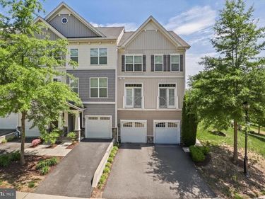 12807 LOTTE DRIVE , WOODBRIDGE, VA 22192