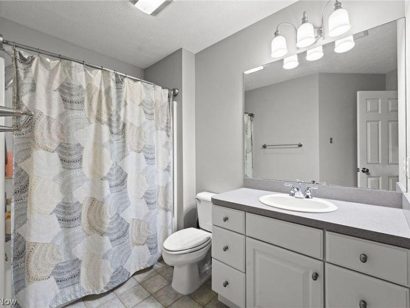 18131 Greatwood Lane, Chagrin Falls, OH 44023 Photo 26