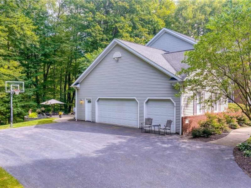 18131 Greatwood Lane, Chagrin Falls, OH 44023 Photo 32