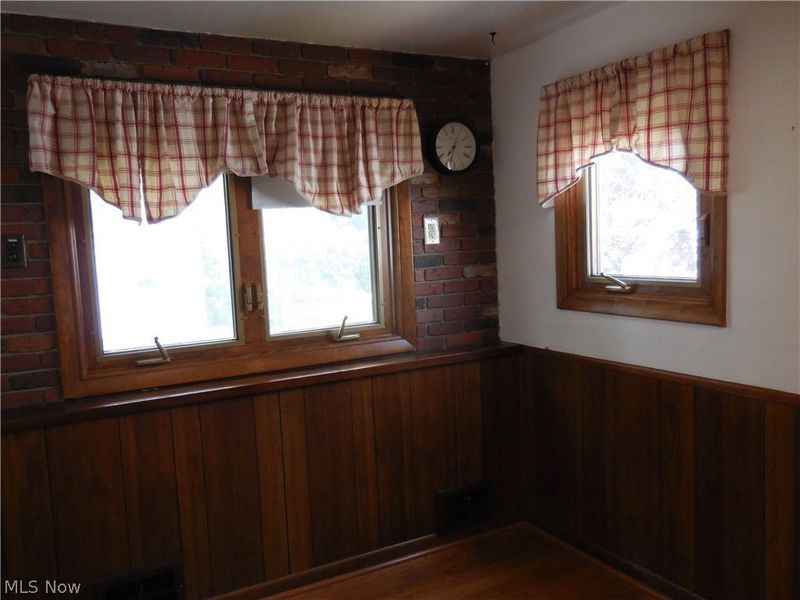 1554 Empire Road, Wickliffe, OH 44092 Photo 12