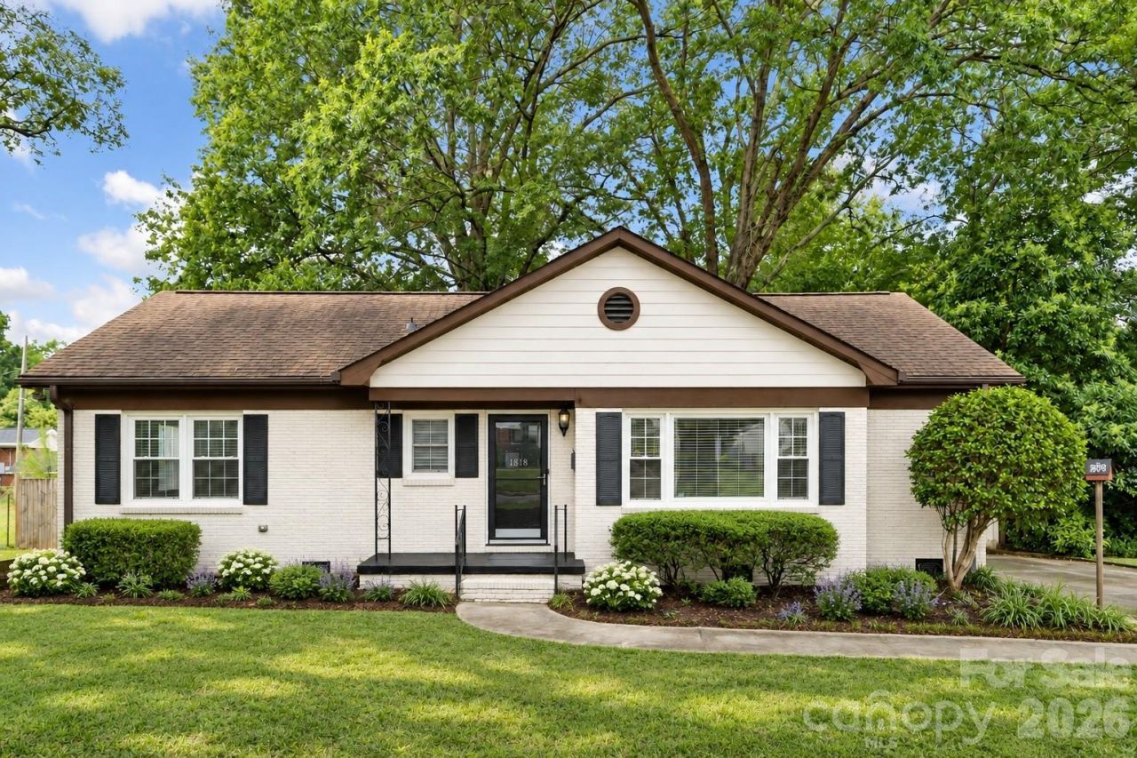 1818 Woodland Drive, Charlotte, NC 28205 Main Photo