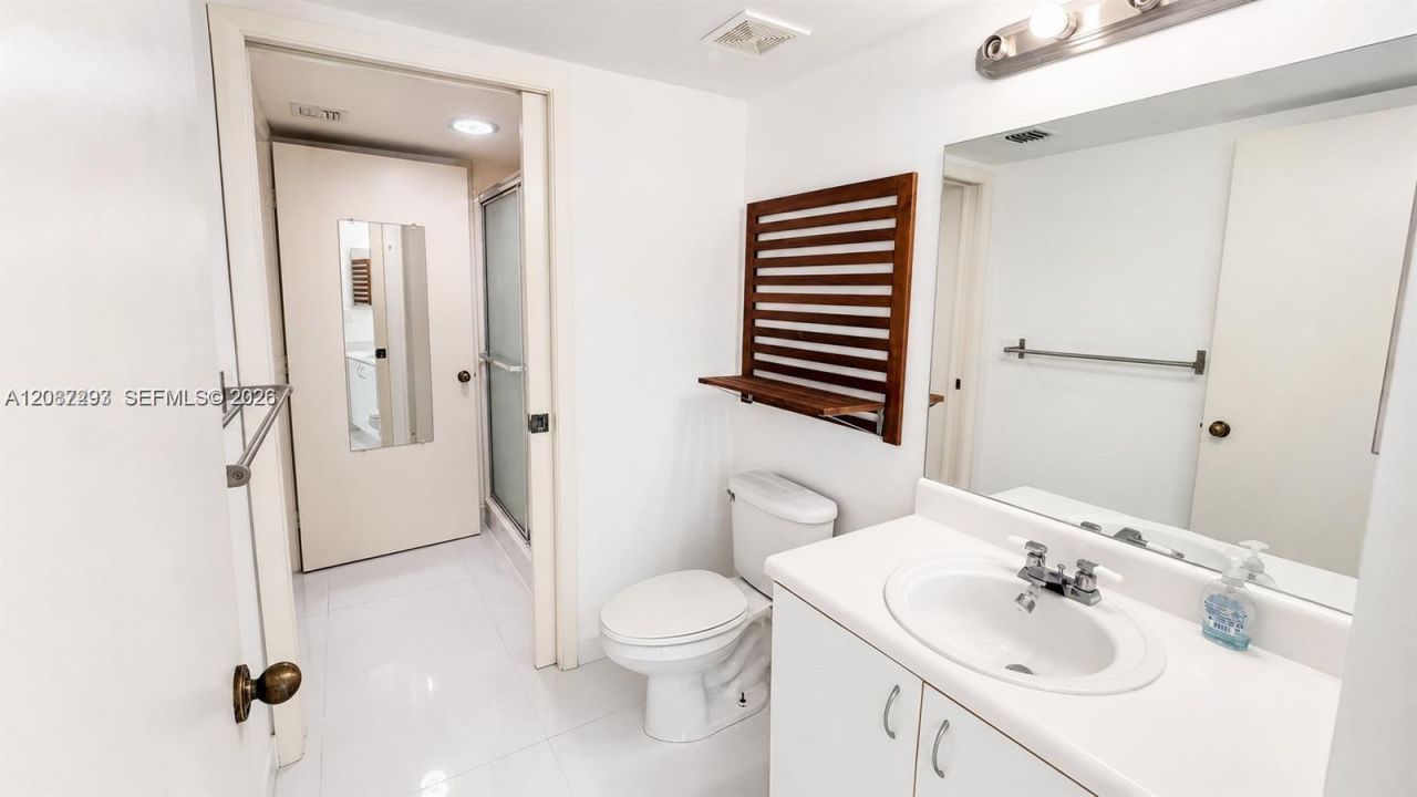 9560 Weldon Cir, Unit J308, Tamarac, FL 33321 Photo