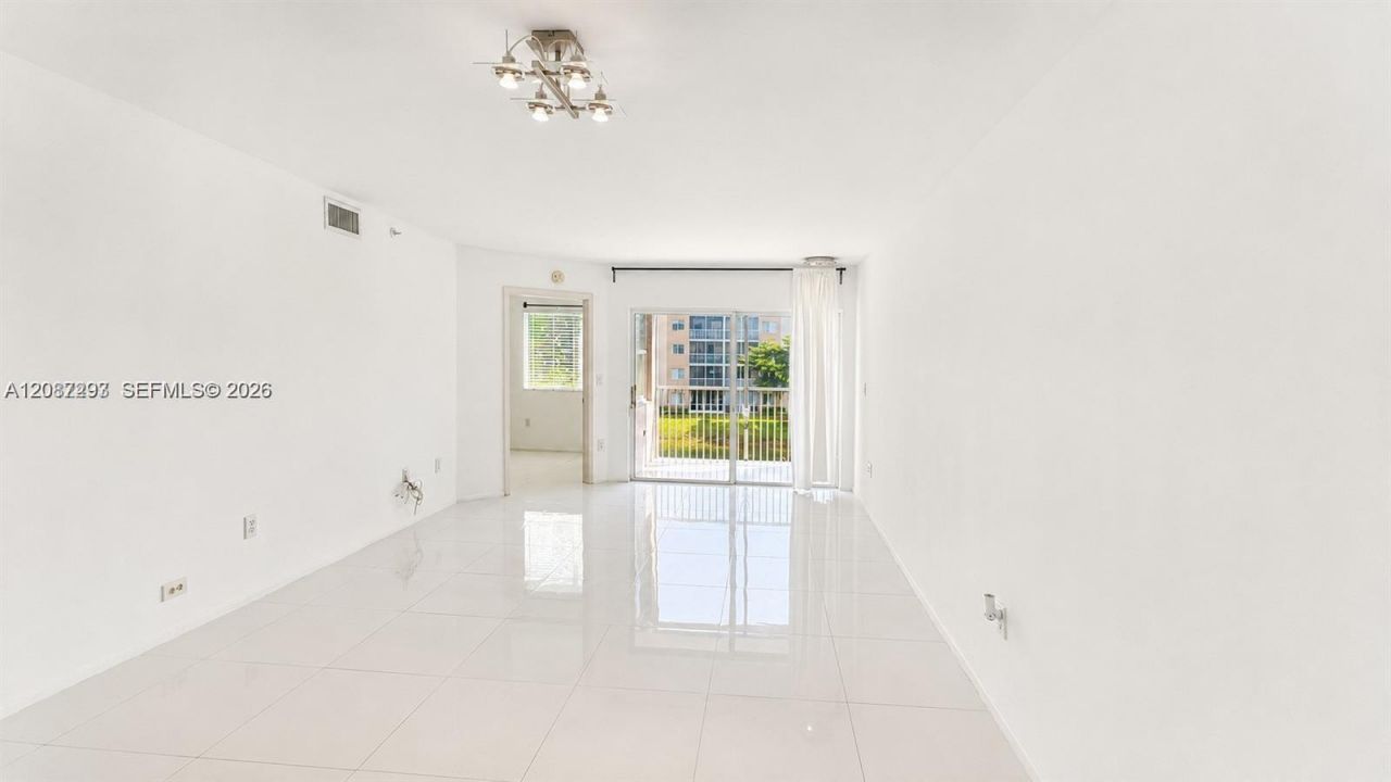 9560 Weldon Cir, Unit J308, Tamarac, FL 33321 Photo