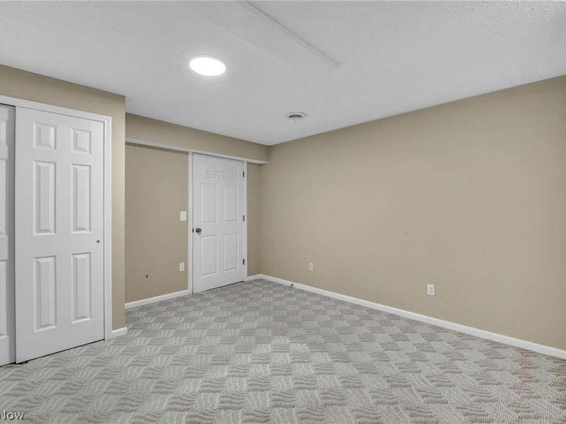 8610 Pine Creek Lane, Sagamore Hills, OH 44067 Photo 44
