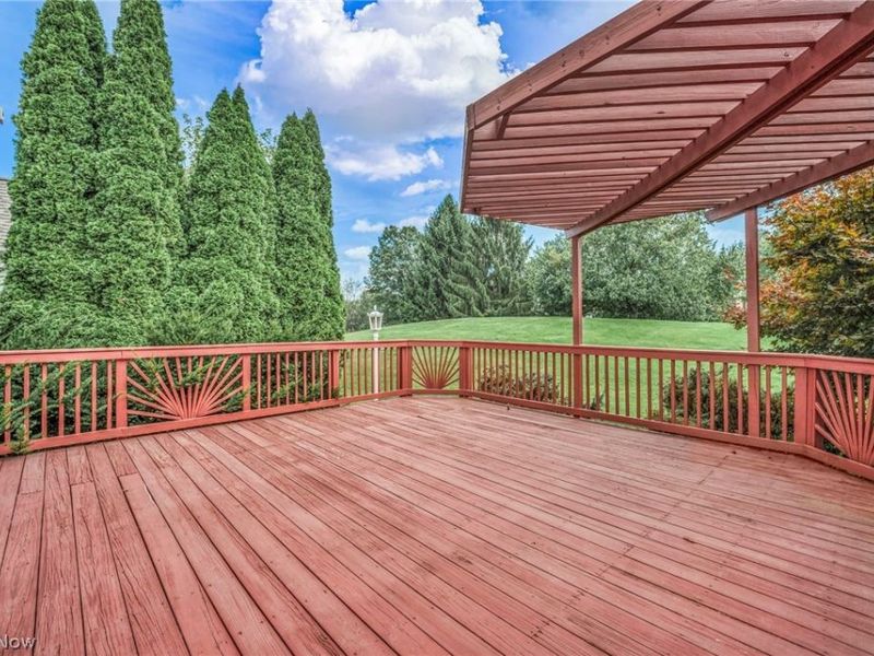 8610 Pine Creek Lane, Sagamore Hills, OH 44067 Photo 47