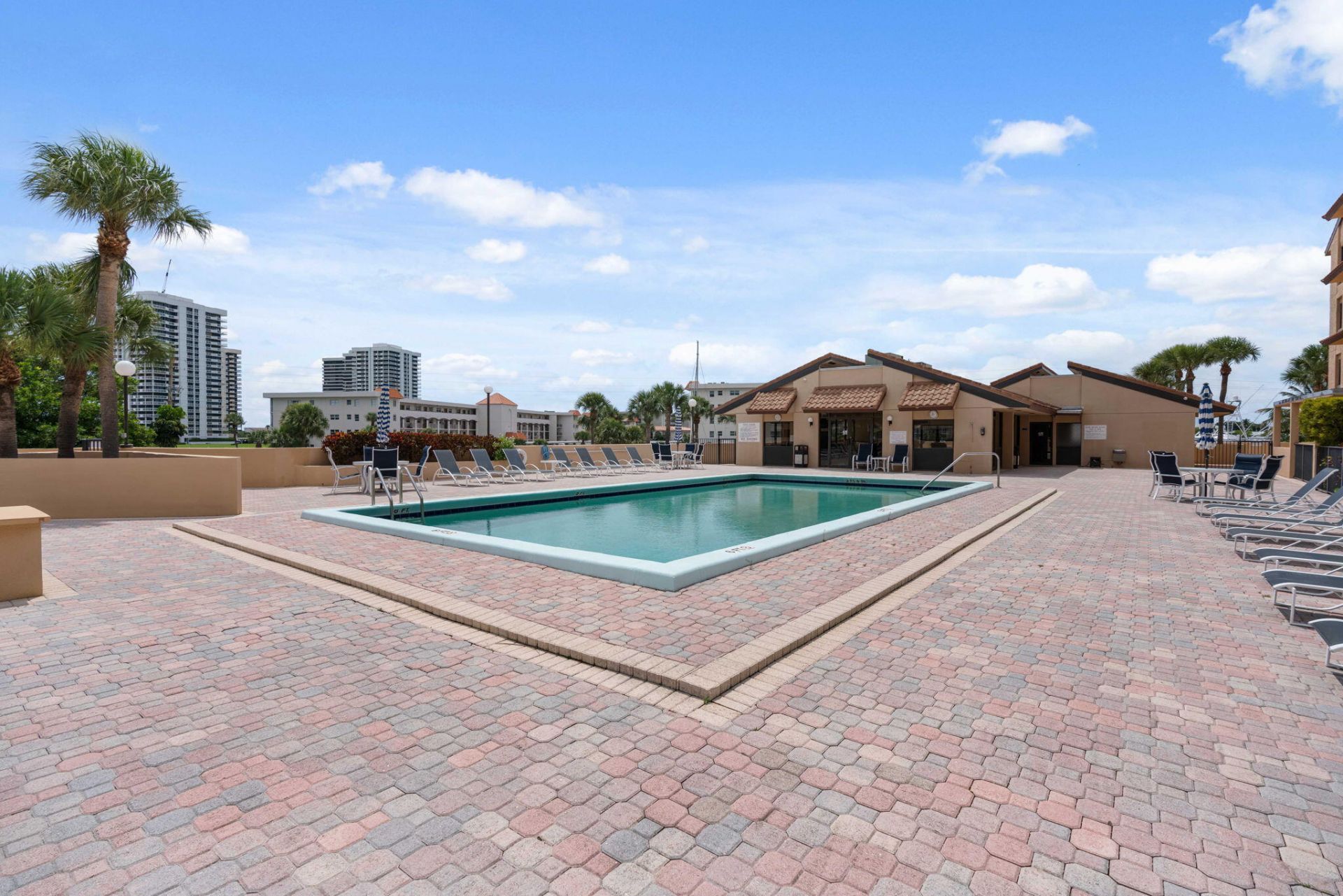 1030 Us-1, Unit 113, North Palm Beach, FL 33408 Photo