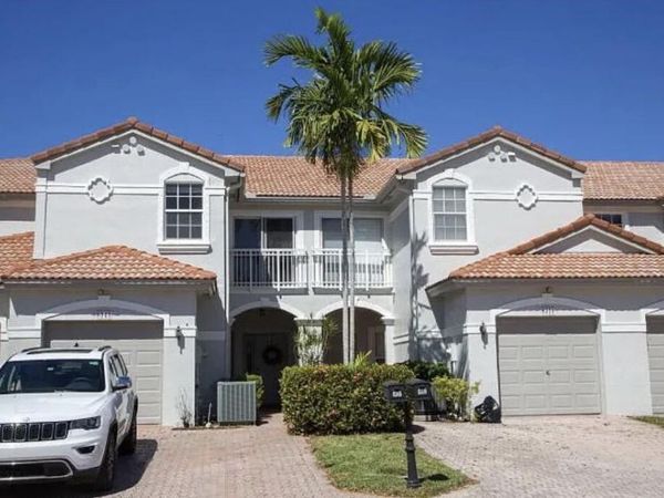 8315 Via Leonessa, Unit 8315, Boca Raton, FL 33433