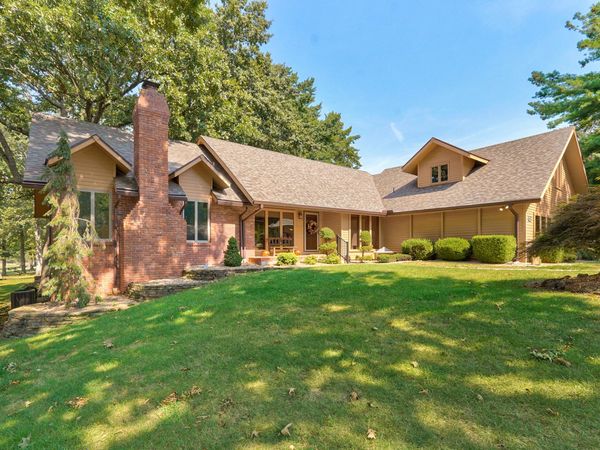 5103 Colonial Circle, Nixa, MO 65714