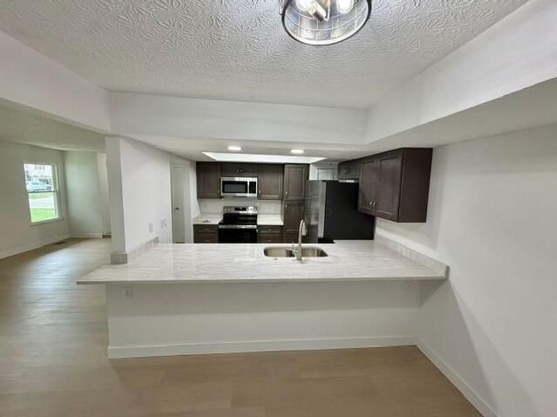 4155 Berrybush Drive, Columbus, OH 43230 Photo 8