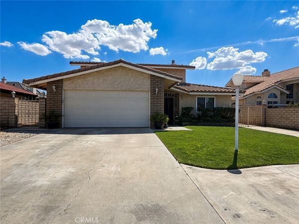 14064 Driftwood, Victorville, CA 92395