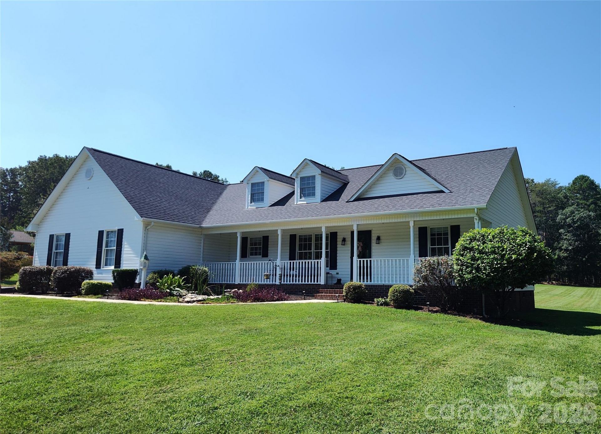 4005 Davis Road, Maiden, NC 28650 Main Photo