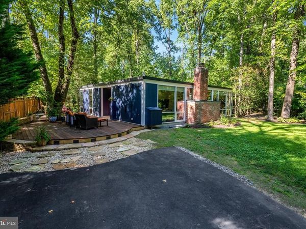 2412 BRENTWOOD PLACE, ALEXANDRIA, VA 22306
