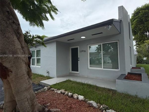 13916 SW 56th Ln, Miami, FL 33183