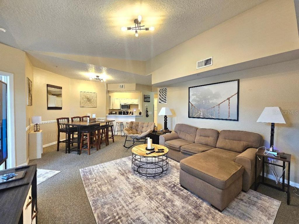 5572 Metrowest Boulevard, Unit 312, Orlando, FL 32811 Photo