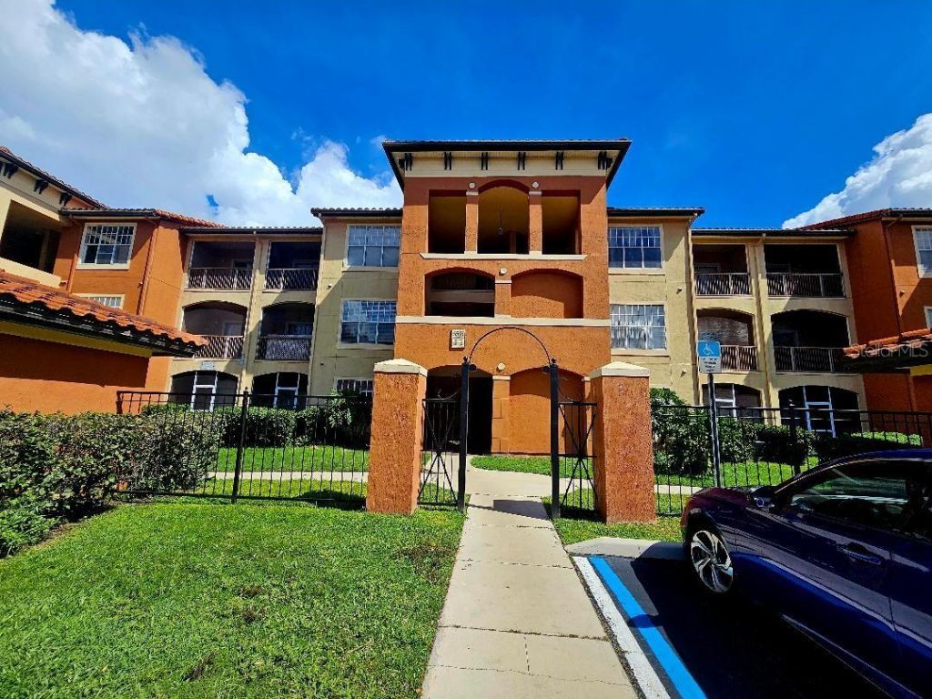 5572 Metrowest Boulevard, Unit 312, Orlando, FL 32811 Photo