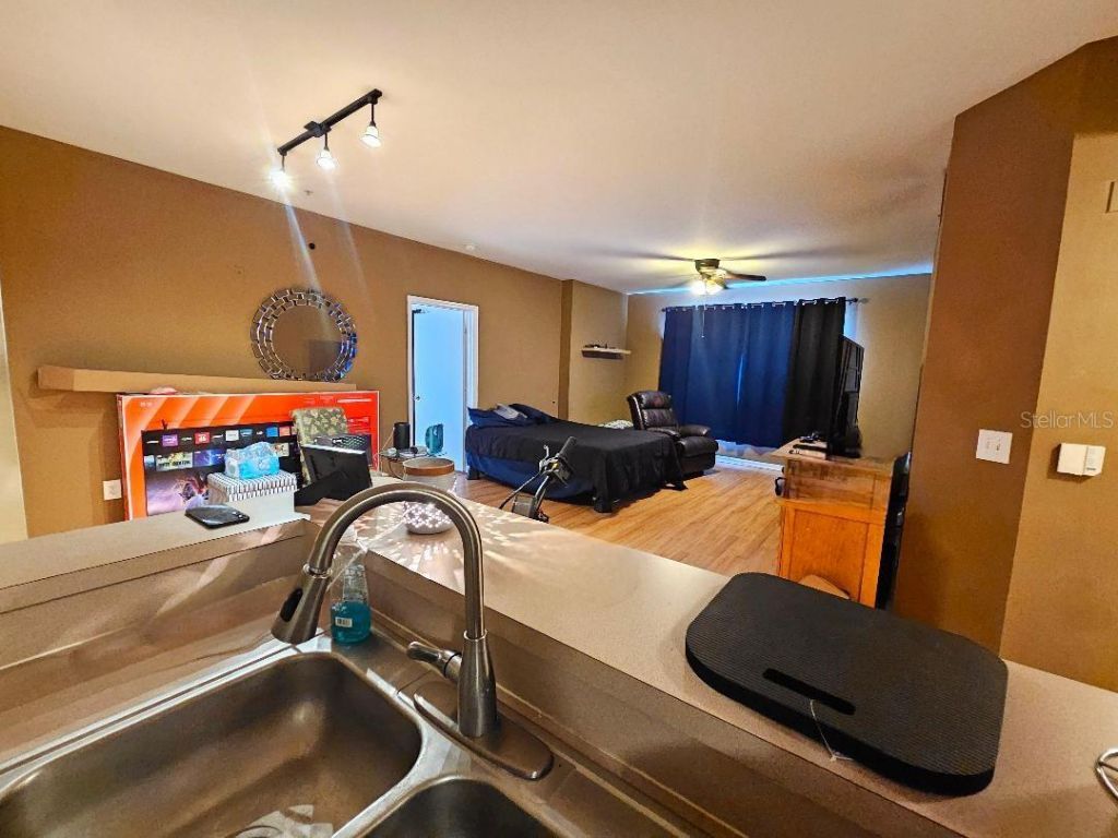 5572 Metrowest Boulevard, Unit 312, Orlando, FL 32811 Photo