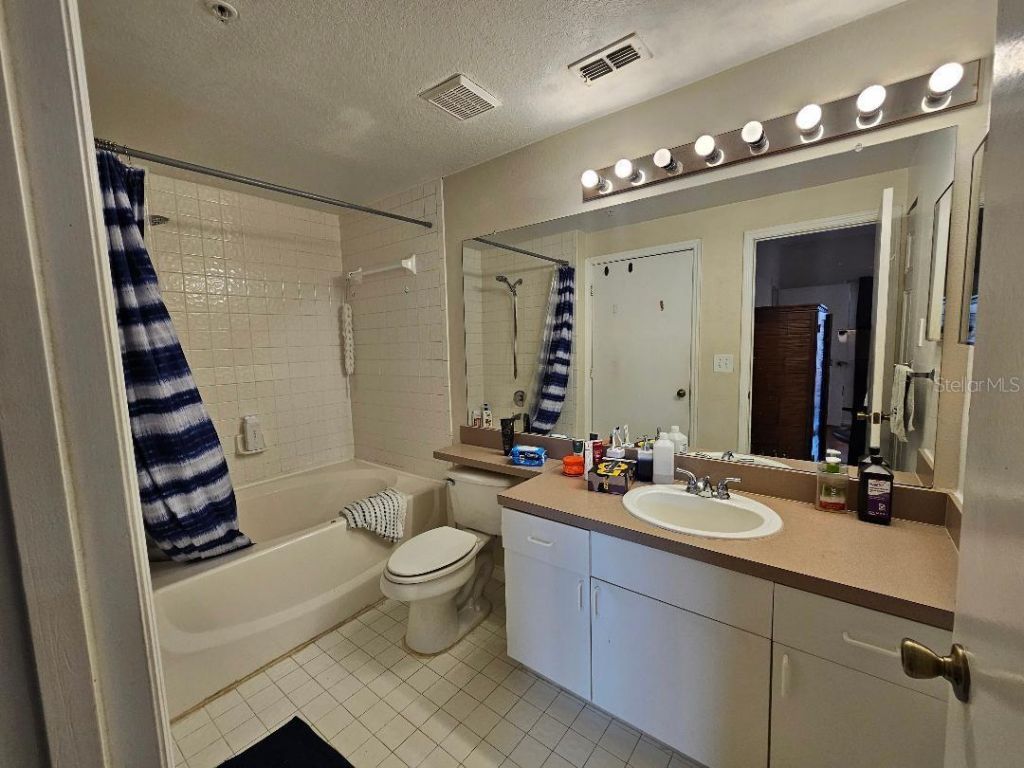 5572 Metrowest Boulevard, Unit 312, Orlando, FL 32811 Photo