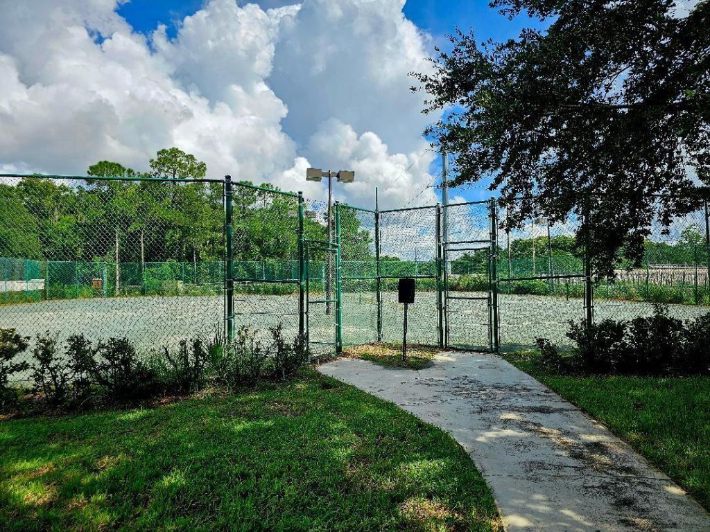 5572 Metrowest Boulevard, Unit 312, Orlando, FL 32811 Photo
