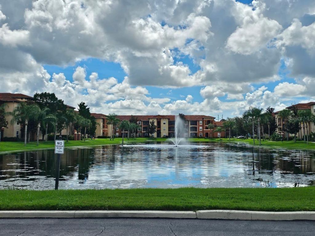 5572 Metrowest Boulevard, Unit 312, Orlando, FL 32811 Photo