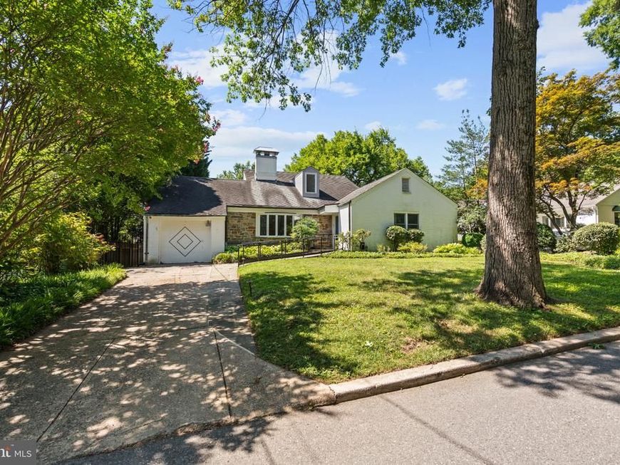 4702 Essex Avenue, Chevy Chase, MD 20815 Main Photo