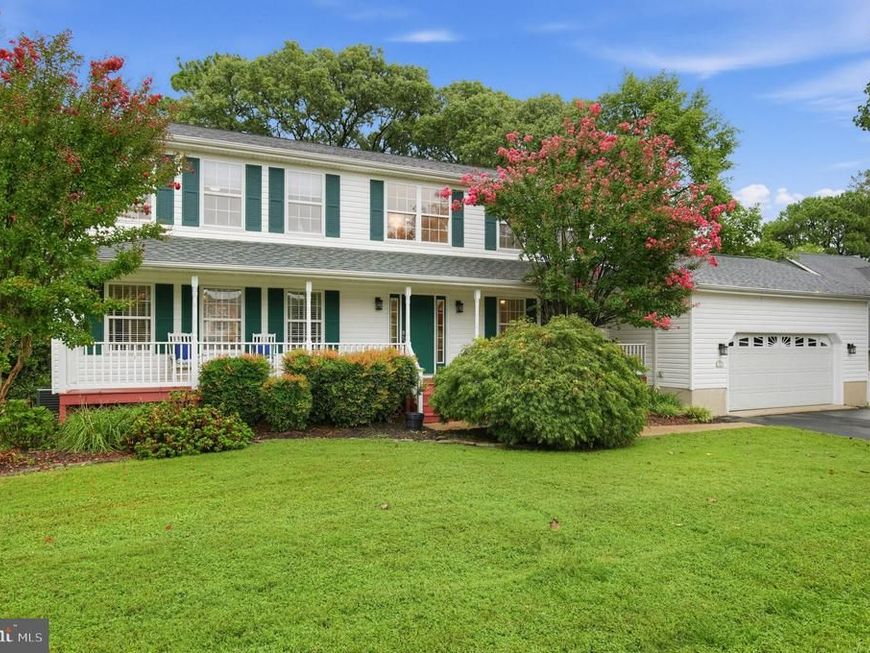 430 Overlook Drive, Lusby, MD 20657 Main Photo