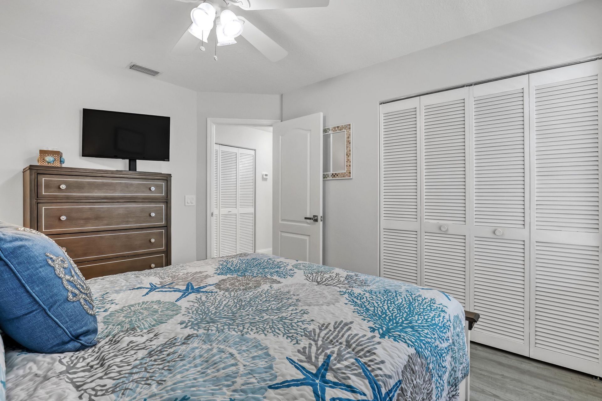24 Admirals Court, Palm Beach Gardens, FL 33418 Photo