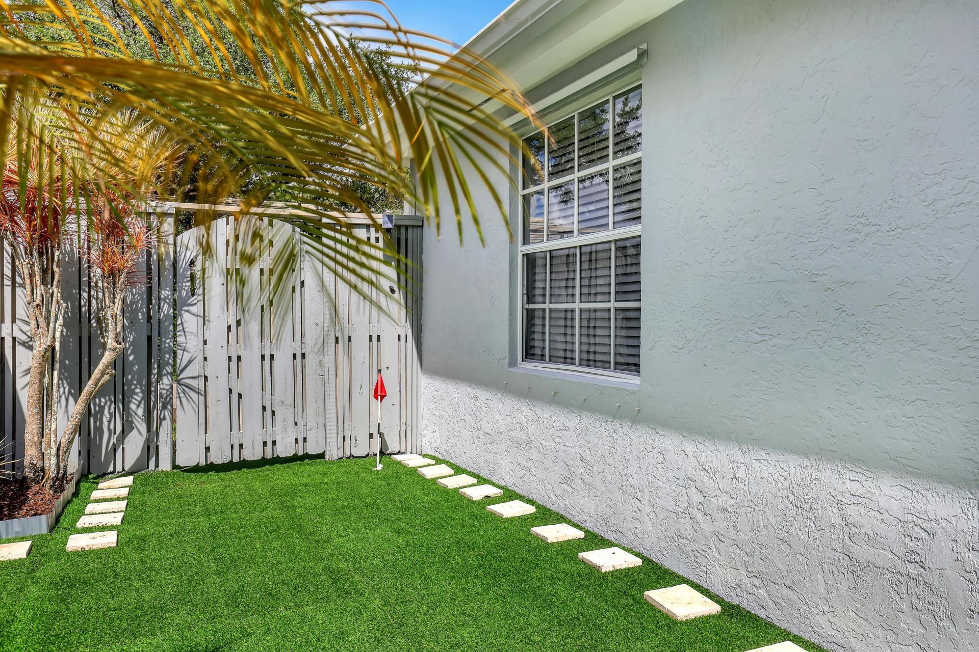 24 Admirals Court, Palm Beach Gardens, FL 33418 Photo