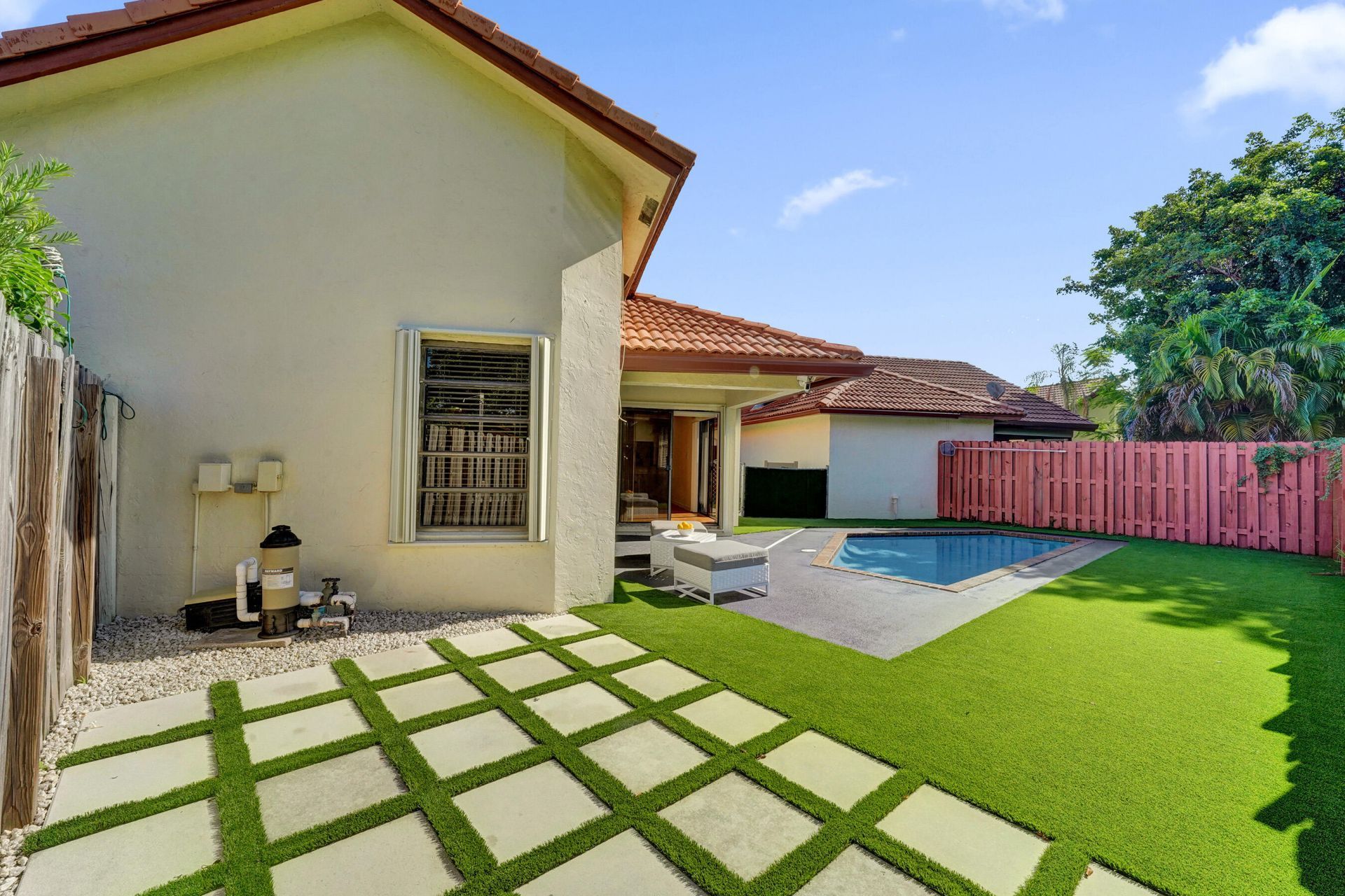 11330 SW 8th Place, Pembroke Pines, FL 33025 Photo