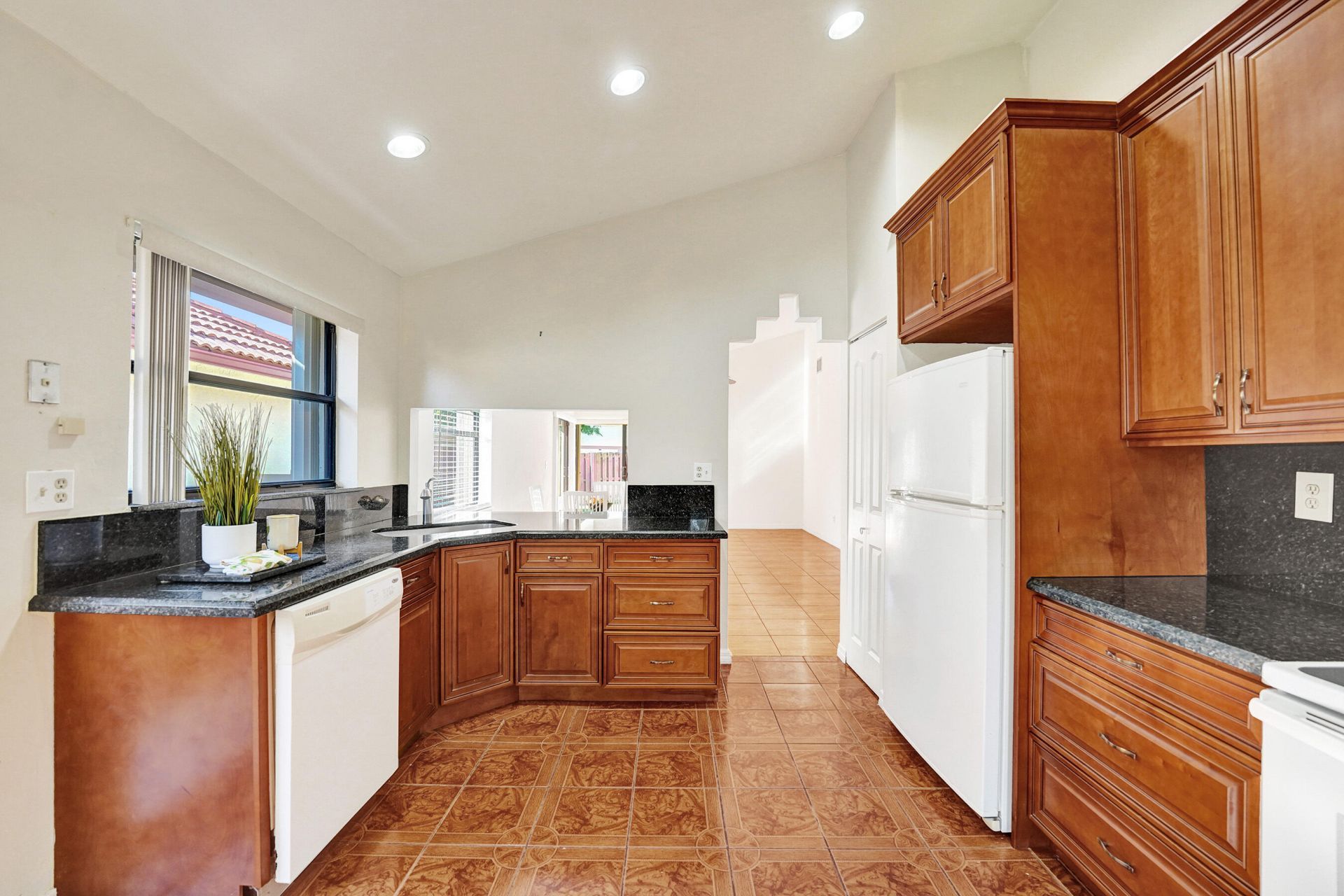 11330 SW 8th Place, Pembroke Pines, FL 33025 Photo