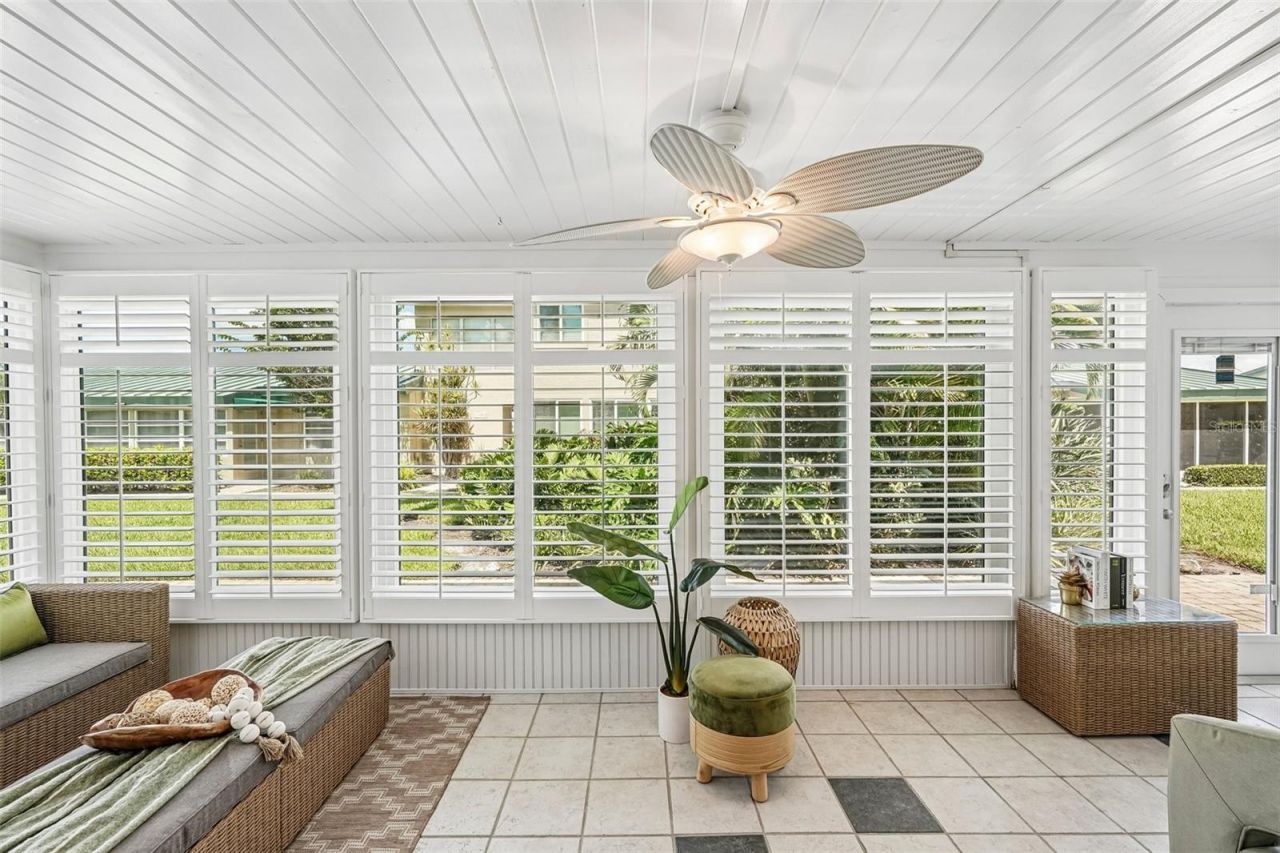 5860 Midnight Pass Road, Unit 23, Sarasota, FL 34242 Photo