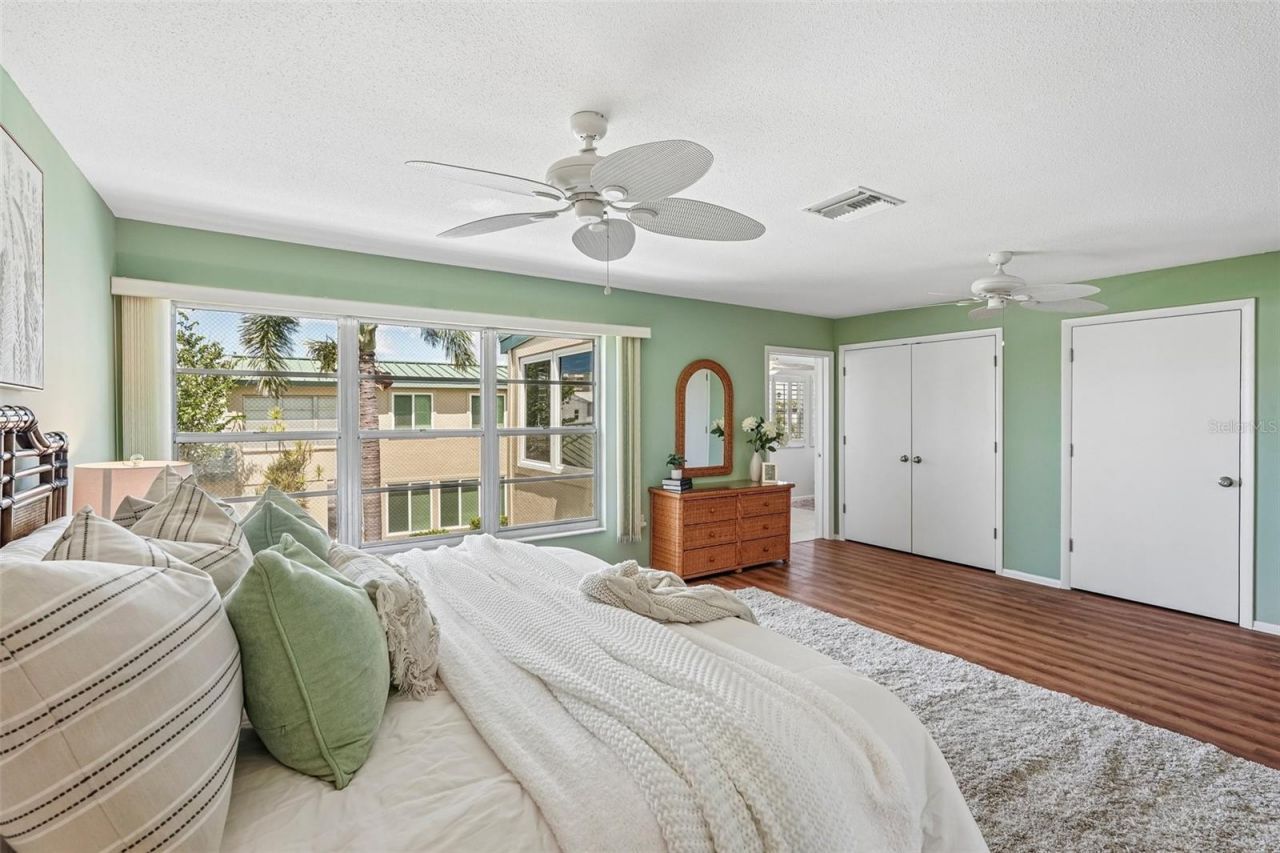 5860 Midnight Pass Road, Unit 23, Sarasota, FL 34242 Photo