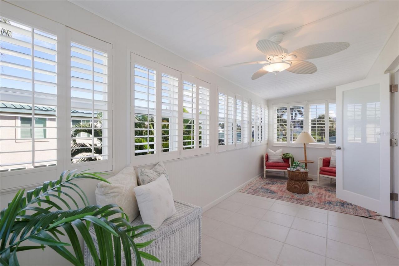 5860 Midnight Pass Road, Unit 23, Sarasota, FL 34242 Photo