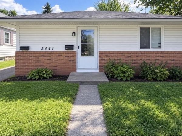 2441 Airport Highway, Toledo, OH 43609