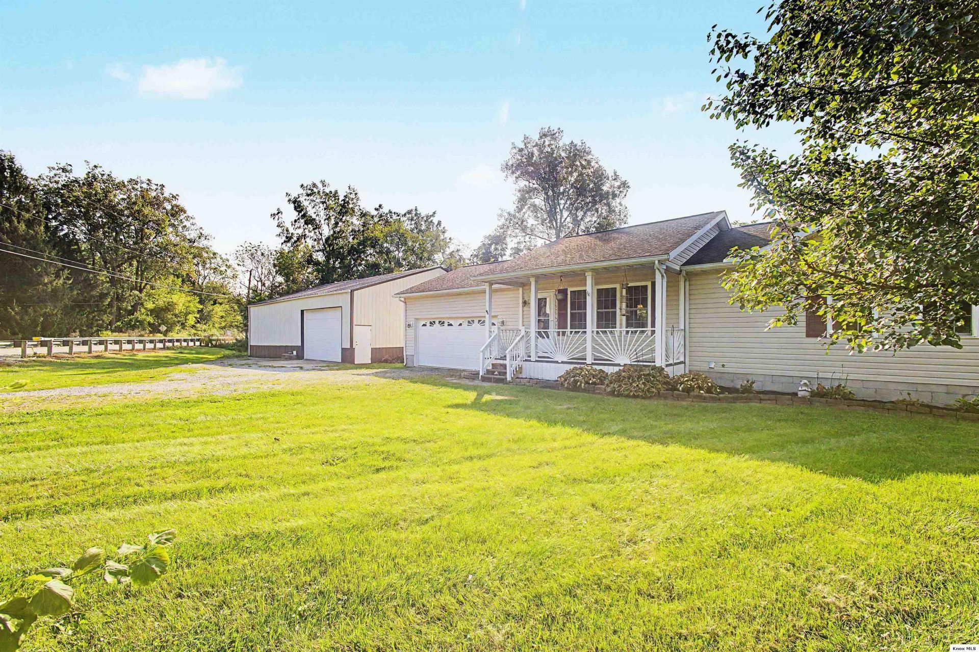 190 W Williams St, Cardington, OH 43315 Main Photo
