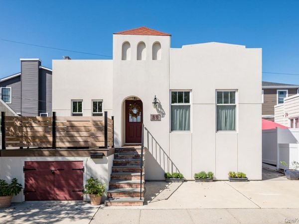 29 Barnes Street, Long Beach, NY 11561