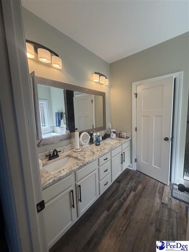 969 W Jasmine Lane Photo 8