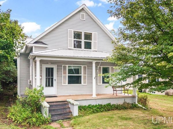418 Brown Street, Norway, MI 49870
