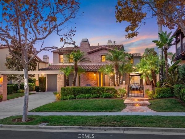 15 Julia Street, Ladera Ranch, CA 92694