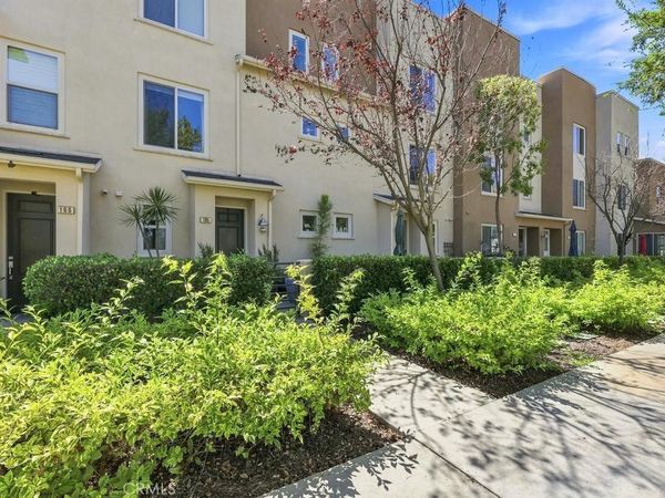 5440 Pacific Terrace, Unit 105, Hawthorne, CA 90250